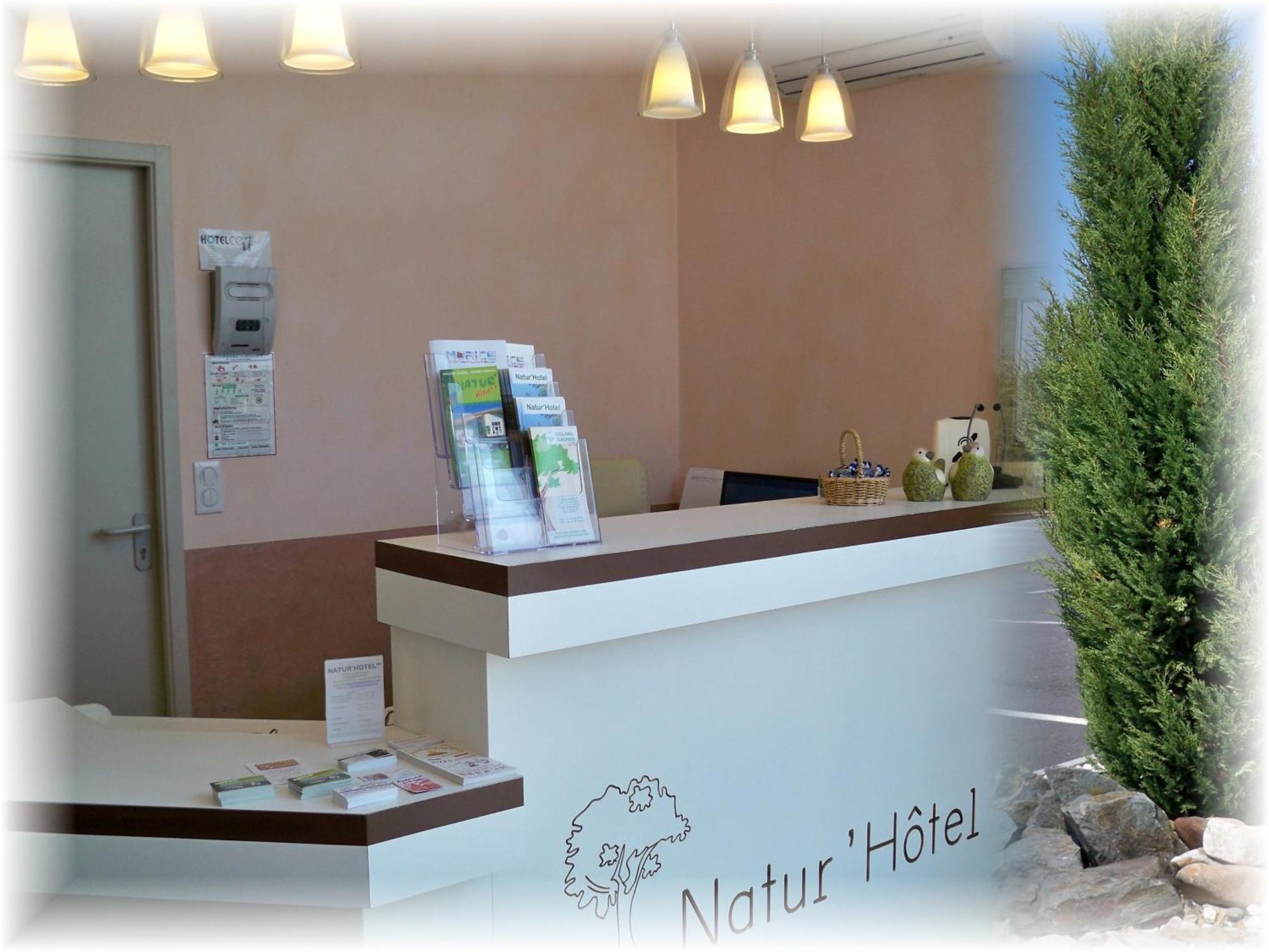 Natur'Hotel Menesplet Exterior photo